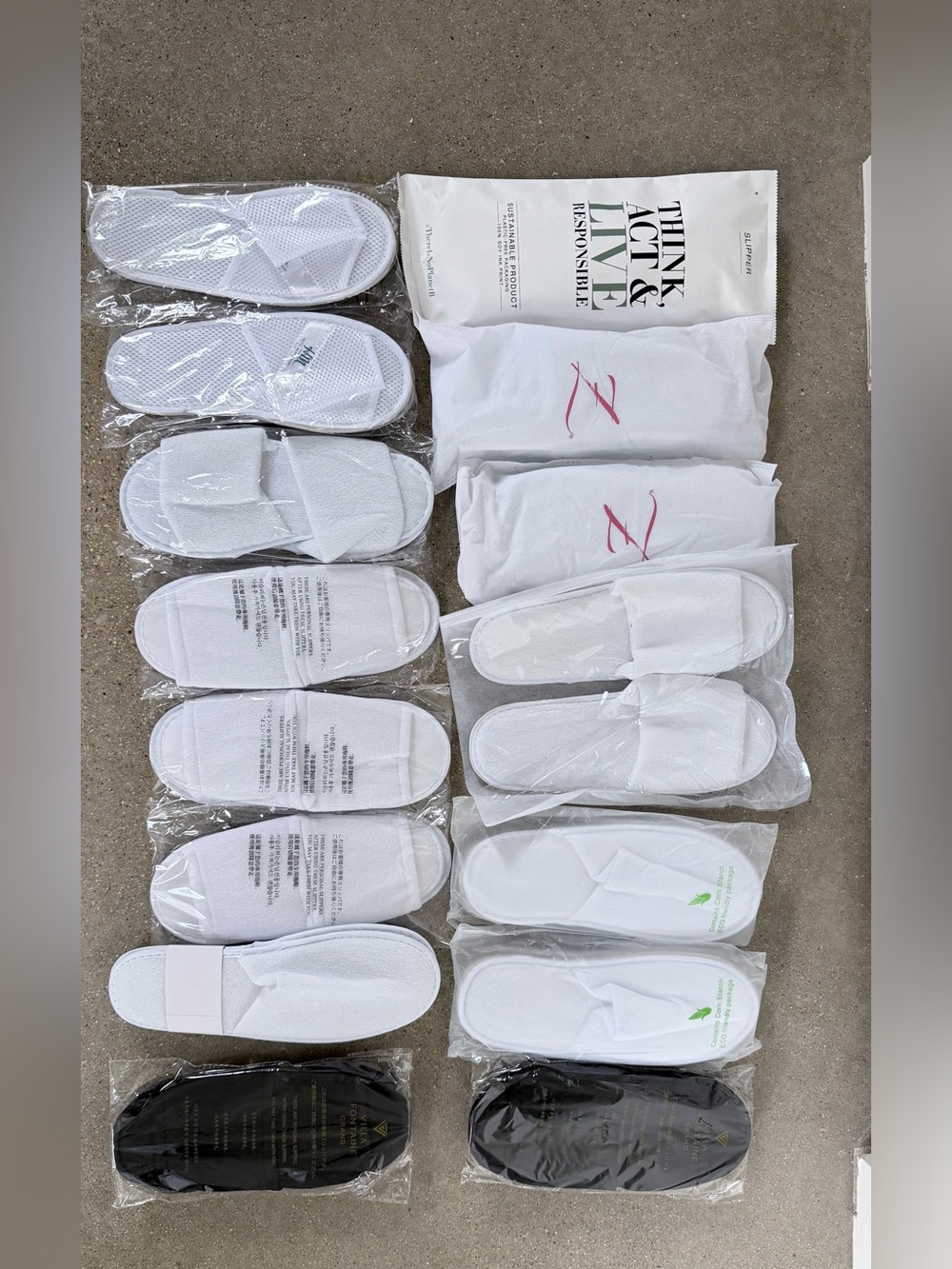 Bulk Pack of White Disposable Hotel Spa Slippers